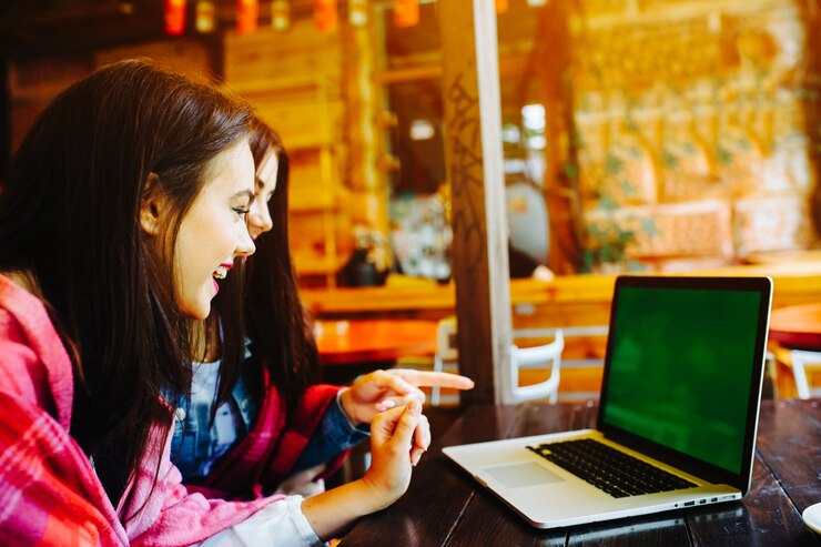 Uncovering the Digital Phenomenon of Uncuymaza: A New Trend in Online Engagement